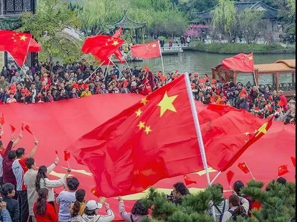雪佛兰科鲁泽更换防冻液怎么排空气图？